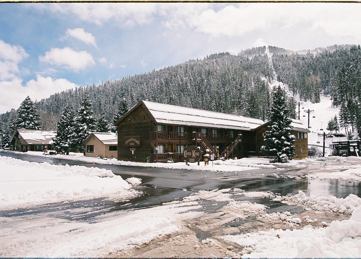Copper King Lodge Ред-Ривер Экстерьер фото