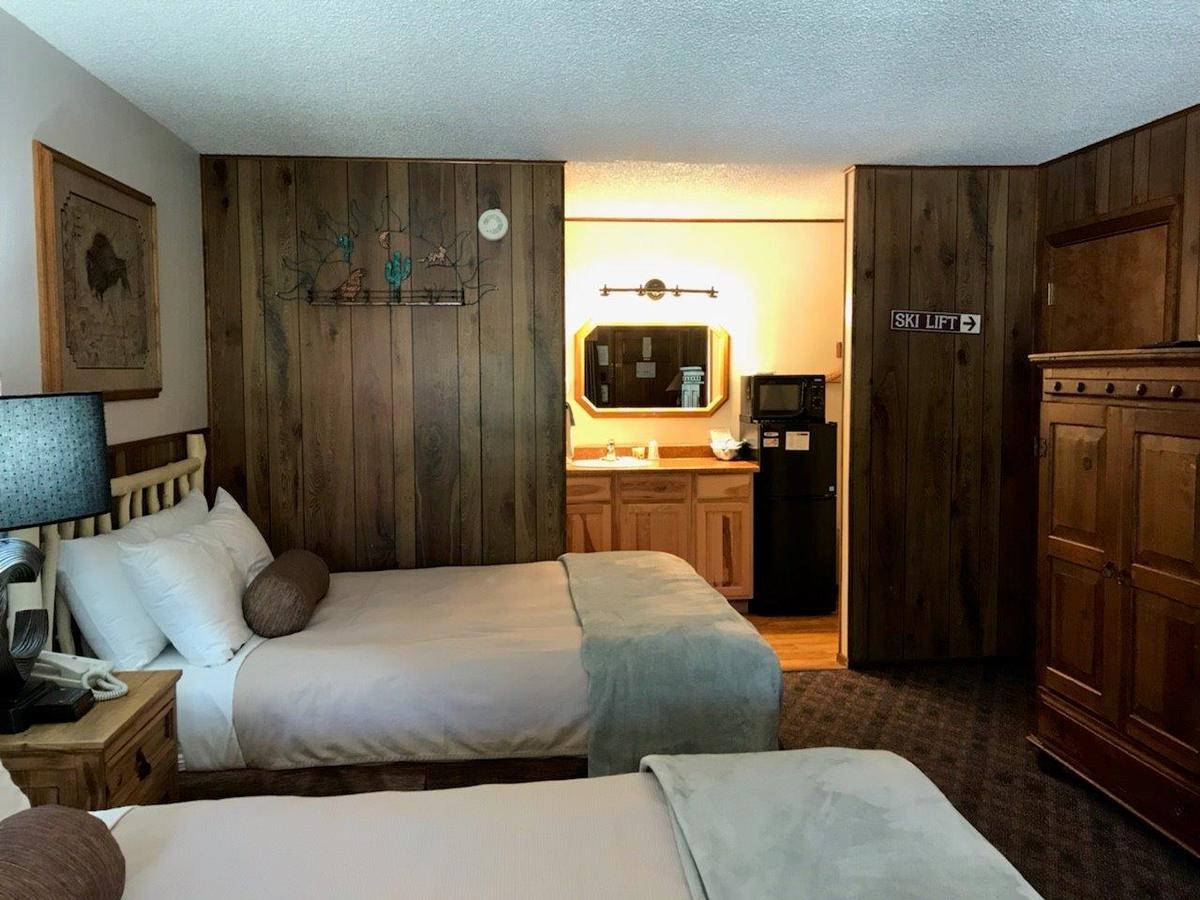 Copper King Lodge Ред-Ривер Экстерьер фото