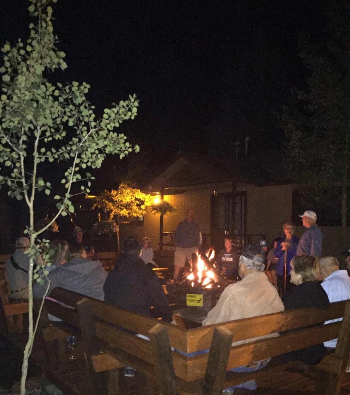 Copper King Lodge Ред-Ривер Экстерьер фото
