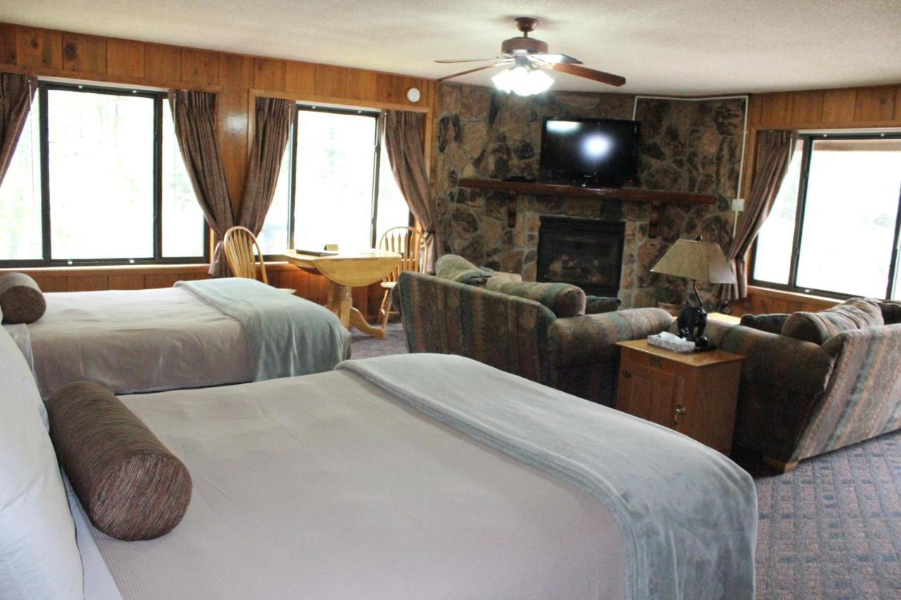 Copper King Lodge Ред-Ривер Экстерьер фото