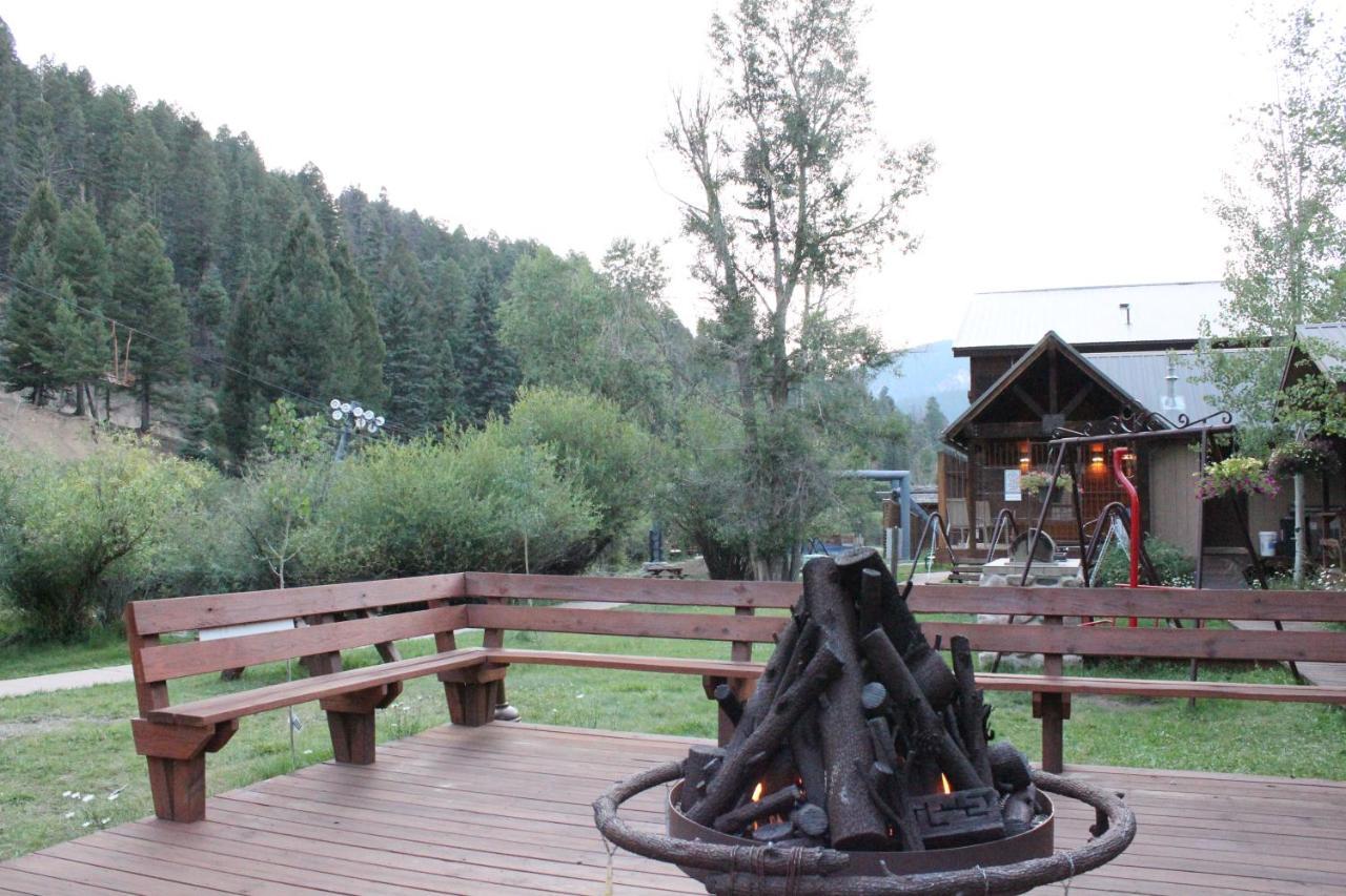 Copper King Lodge Ред-Ривер Экстерьер фото