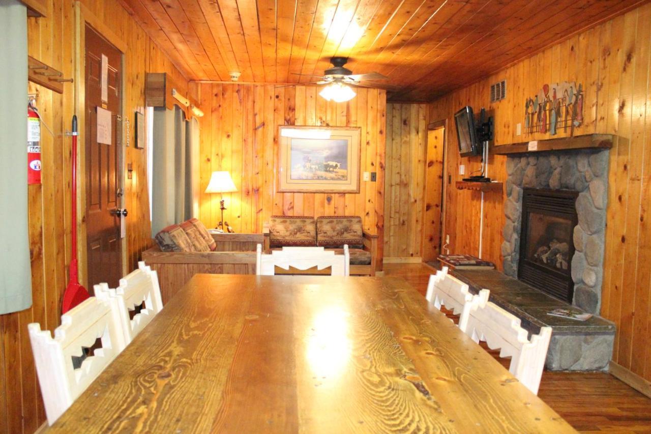 Copper King Lodge Ред-Ривер Экстерьер фото